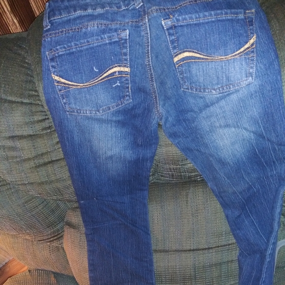 Clothes - Picture 2 of 2